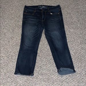 American Eagle capris